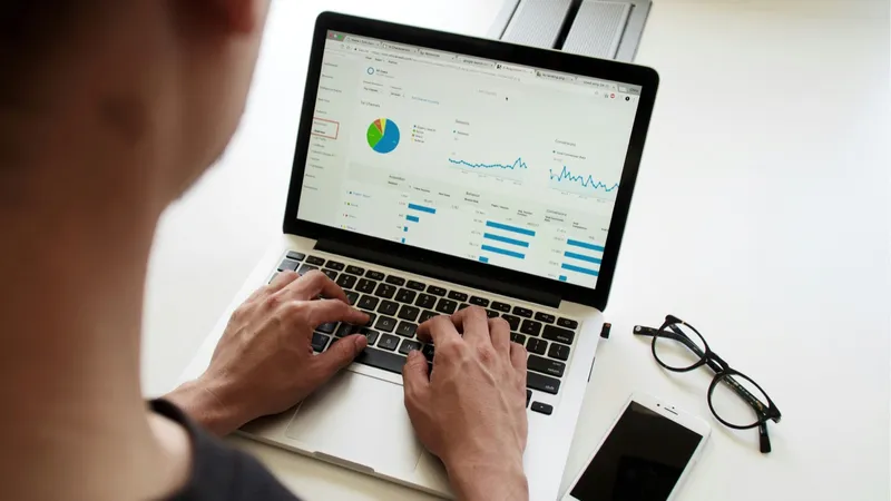 Business team working together — signs it's time to outsource IT in Kamloops